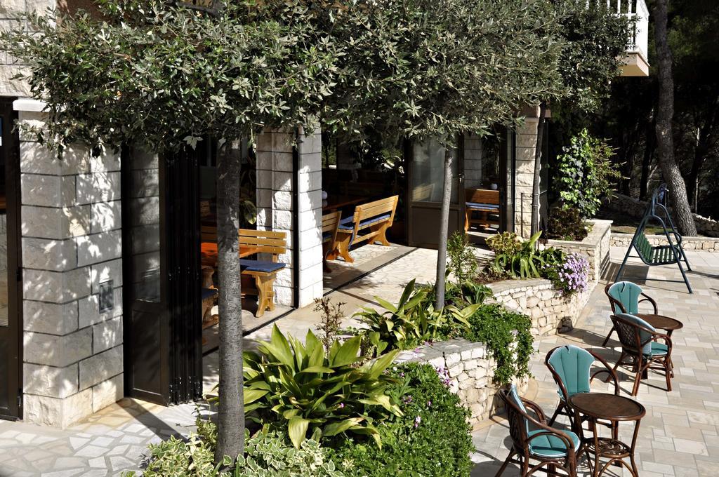 San Rocco Lumbarda Hotel Exterior photo