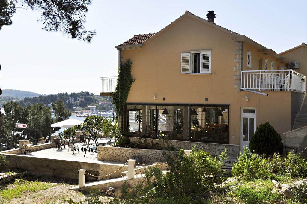 San Rocco Lumbarda Hotel Exterior photo